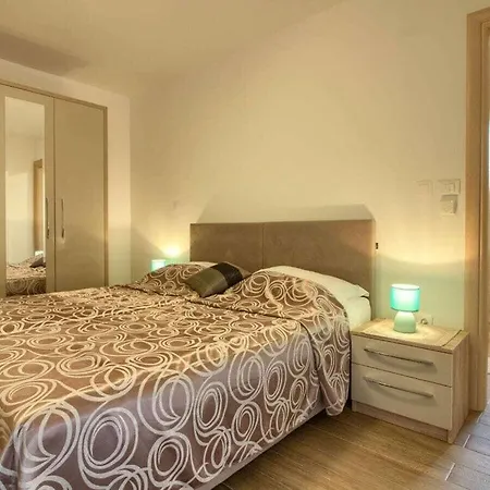 Villa Aurora - Mar With Pool, Beach 150m *