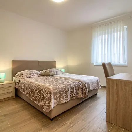 Aurora - Mar With Pool, Beach 150m 빌라 *