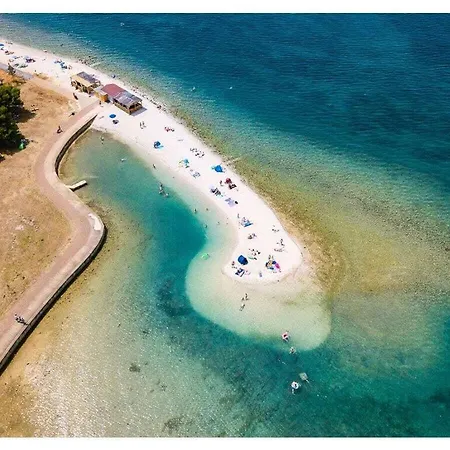 Villa Aurora - Mar With Pool, Beach 150m Banjole